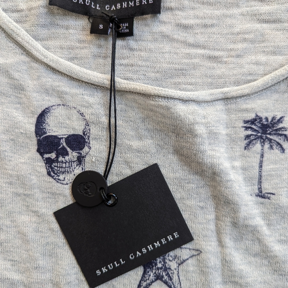 COPY - COPY - SKULL CASHMERE Sz S Small Gray with Black Skulls Short Sleeve NWT - Picture 9 of 11